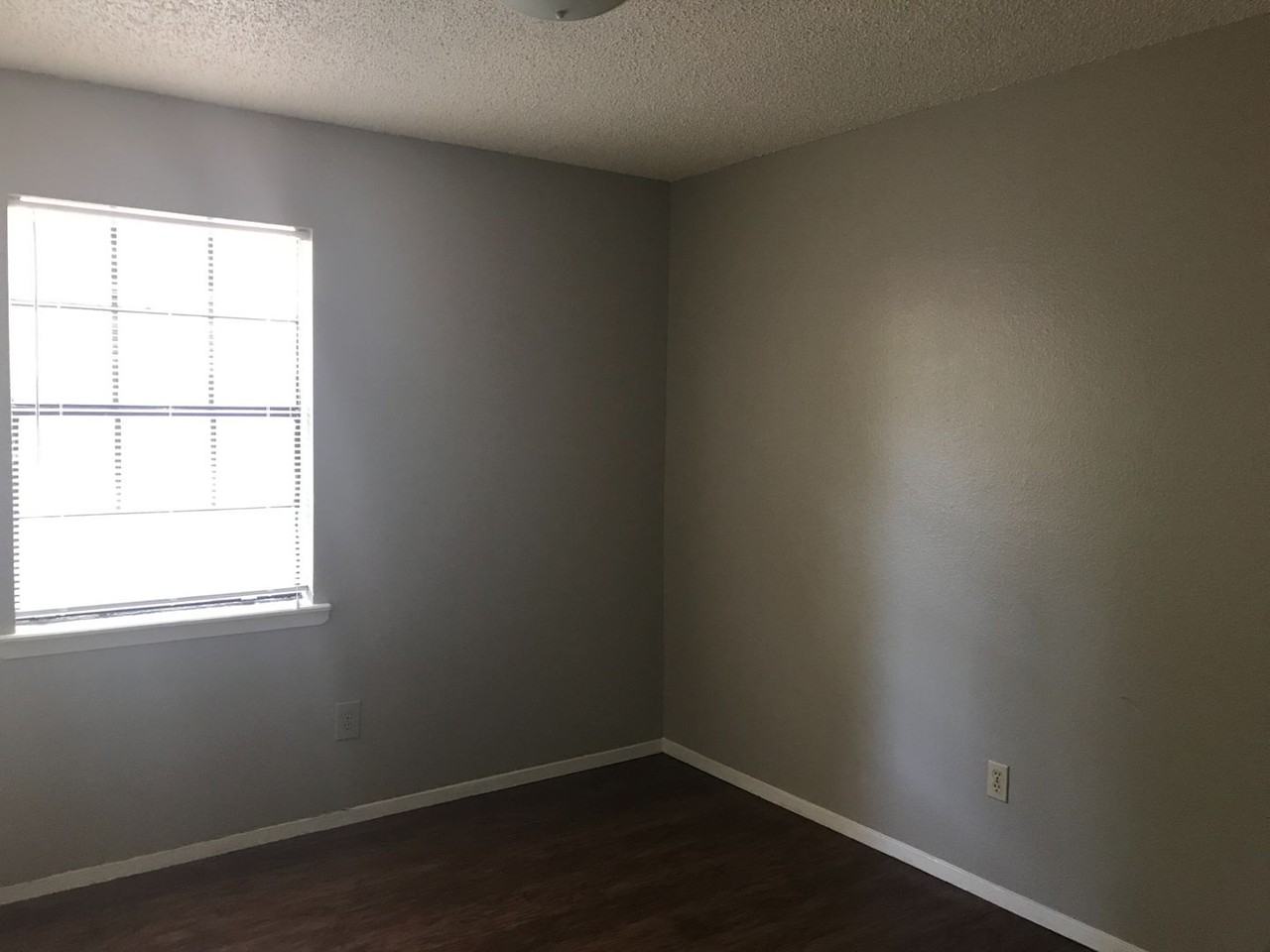142 Jester Cir - Photo 6 of 13