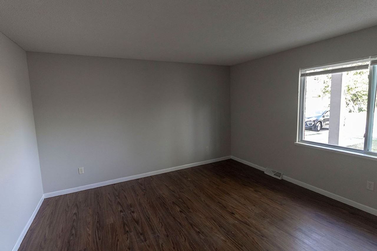 1305 N Golf Blvd - Photo 2 of 34