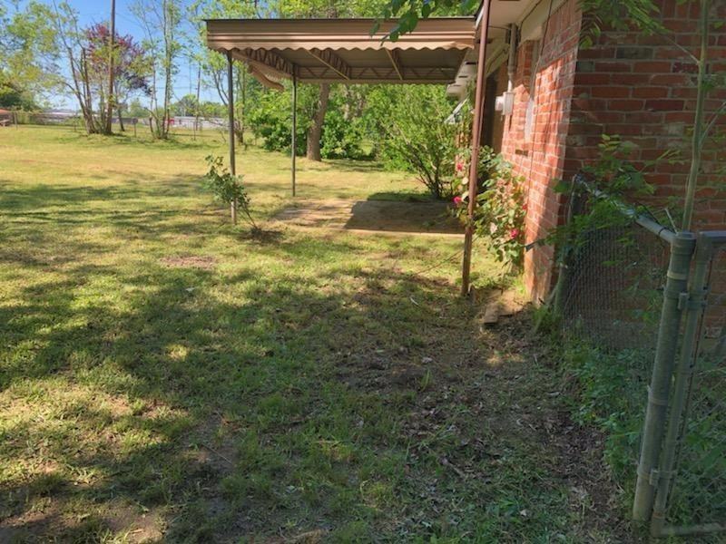 7056 Winburn Dr - Photo 2 of 12