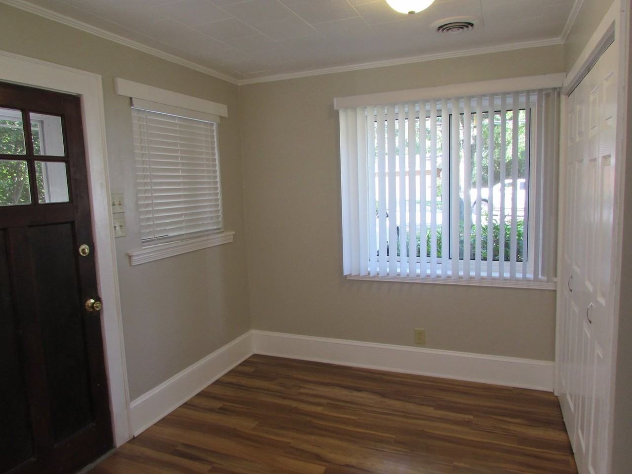 338 Culp St - Photo 3 of 9