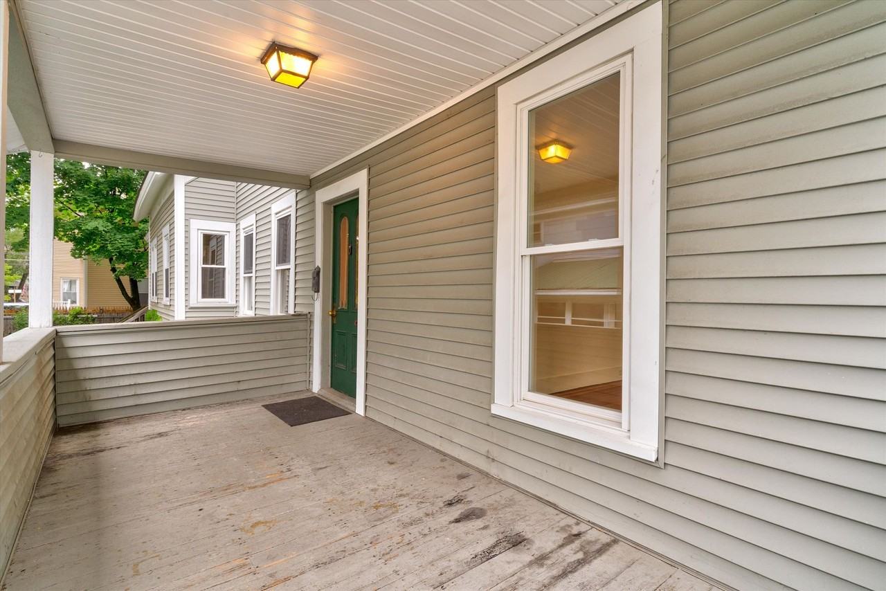 14 Monroe St - Photo 2 of 25