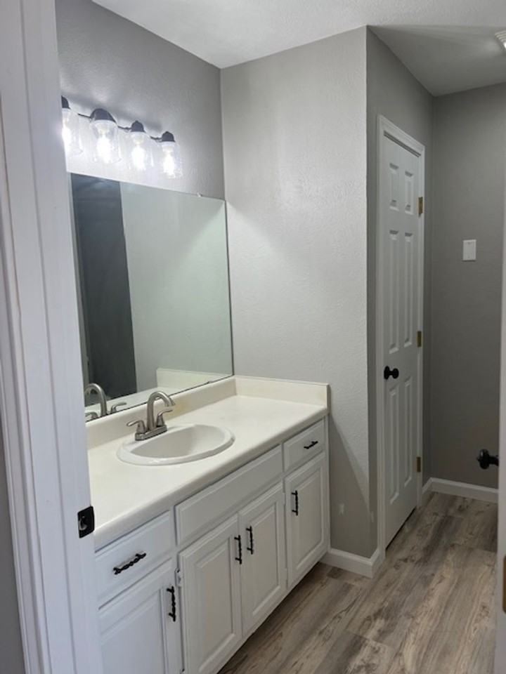 4392 County Road 229 - Photo 6 of 11