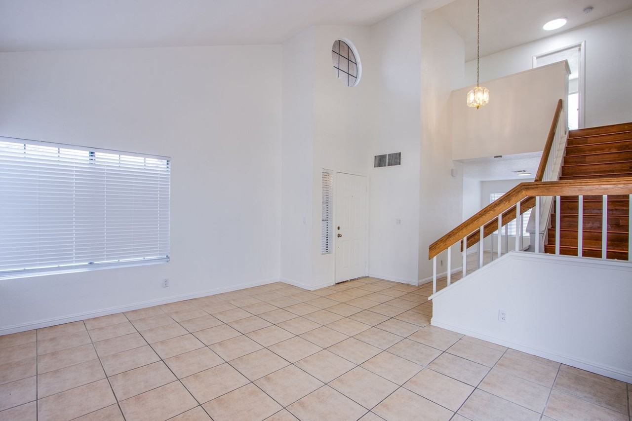 6726 Paljay Ct - Photo 2 of 27