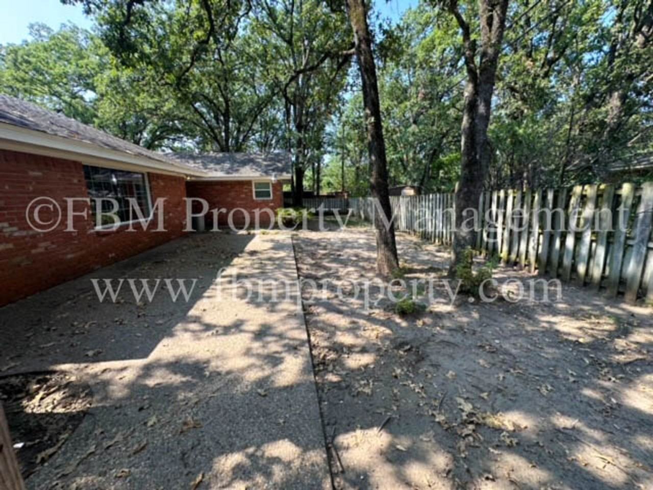 900 Dobbins Rd - Photo 5 of 21