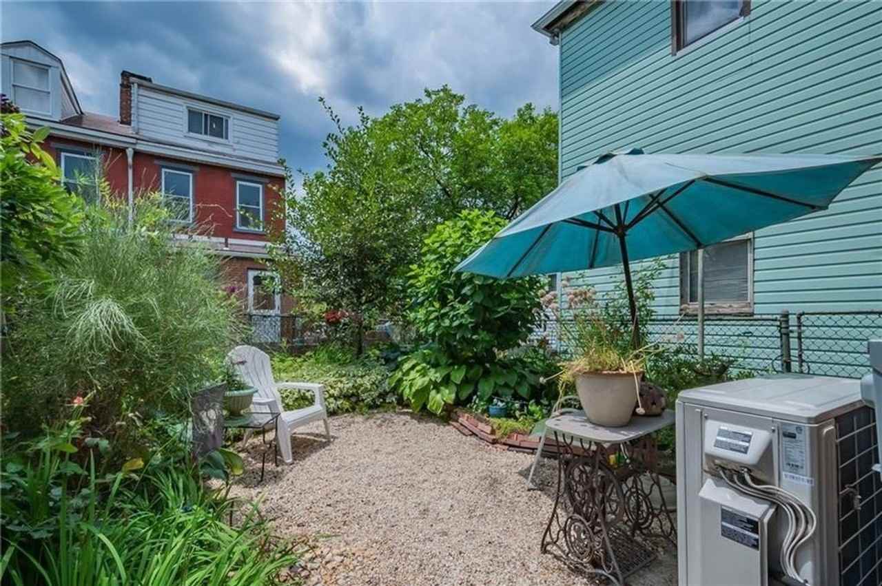 148 44th St - Photo 3 of 20