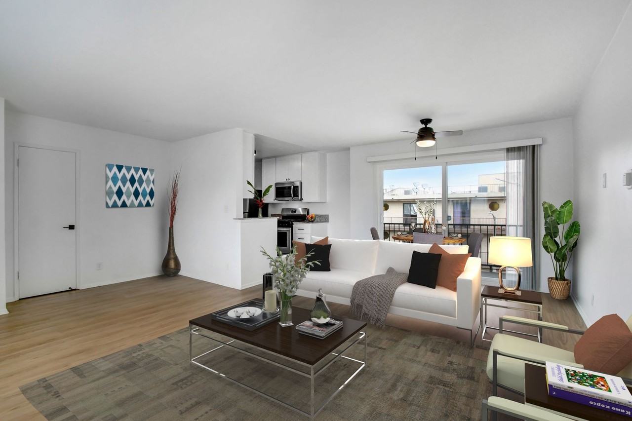 Valparaiso Apartments - Photo 2 of 10