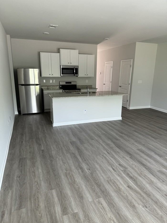 119 Red Oak Trl - Photo 2 of 10