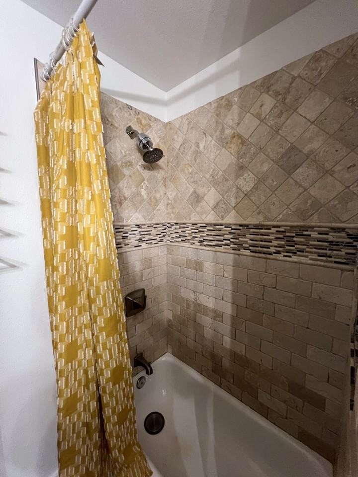 15058 Country Acres - Photo 6 of 17