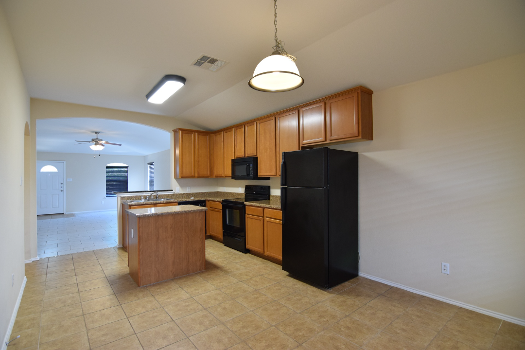 812 Sugar Brook Dr #NA - Photo 4 of 22