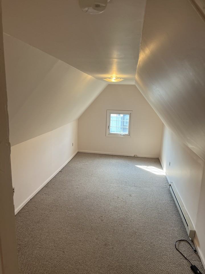 116 Summit Avenue - Photo 4 of 10