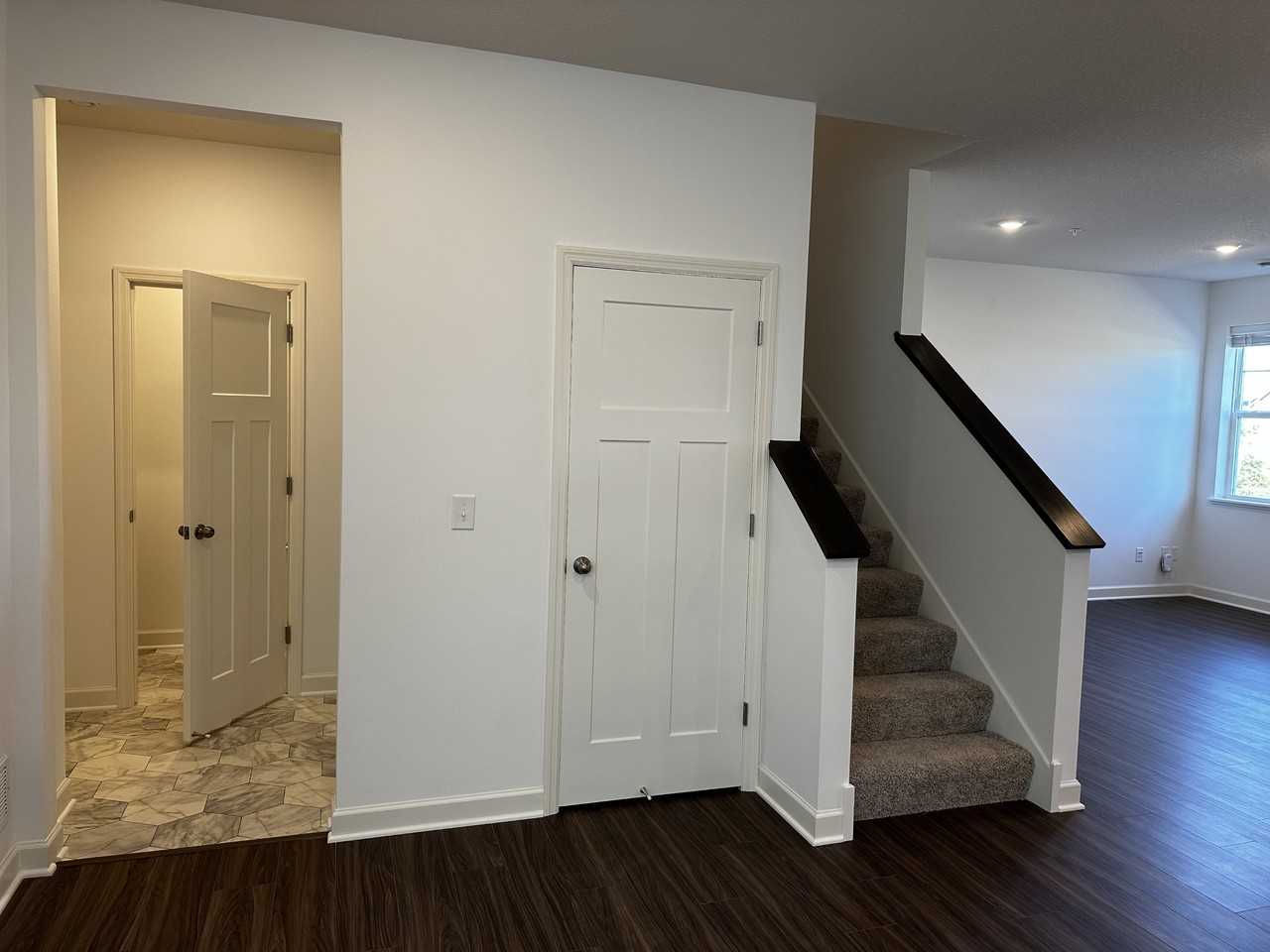 1921 Prospect Ln #1921 - Photo 2 of 18