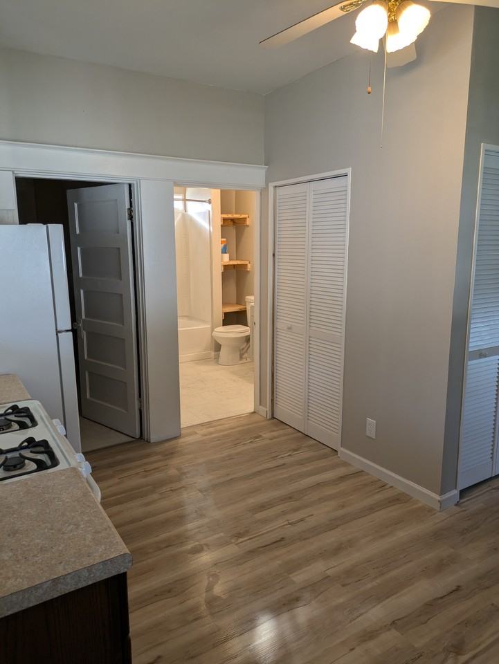 1403 Beechwood Avenue #NA - Photo 2 of 14