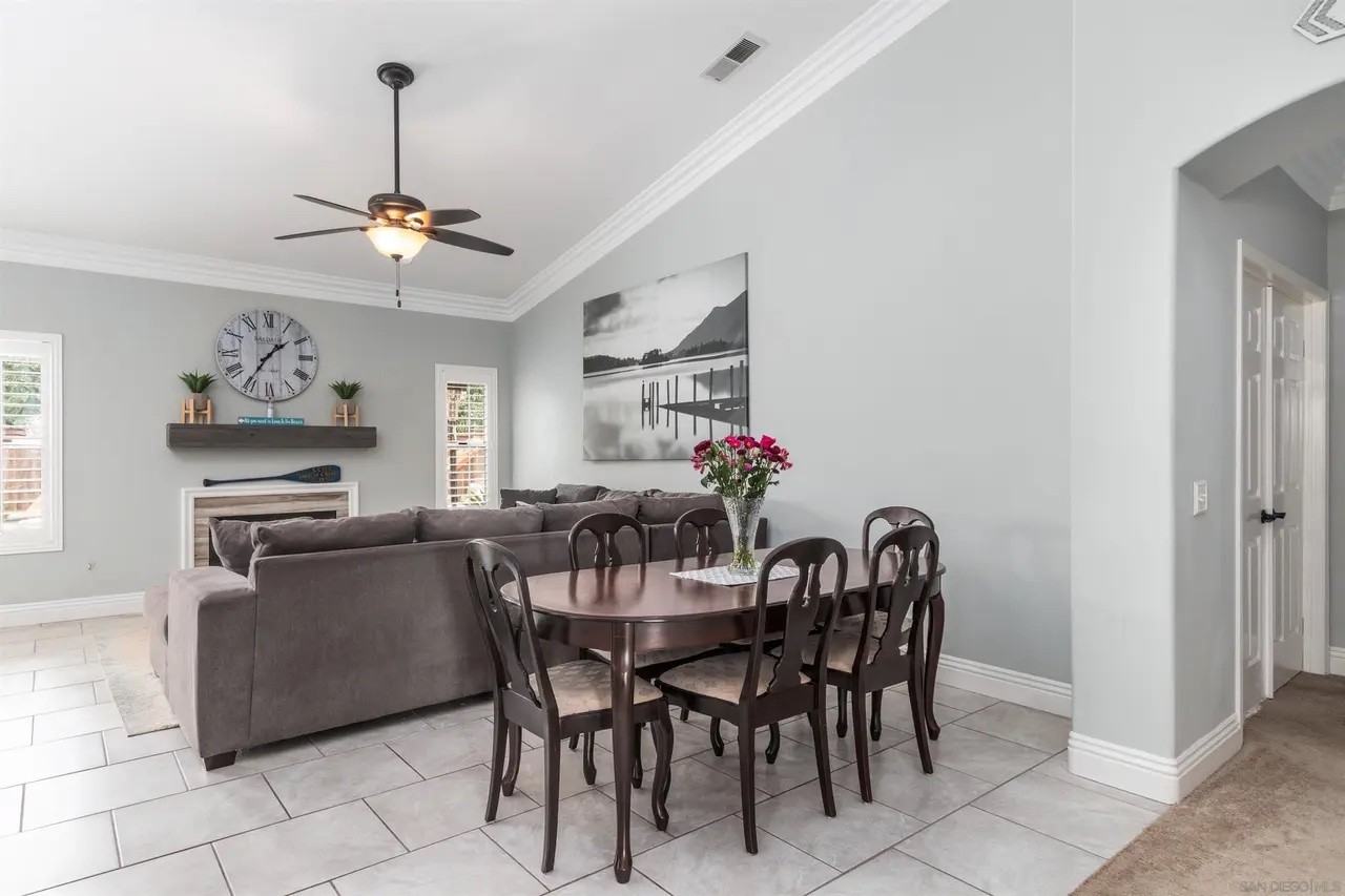 330 Del Flora Street #NA - Photo 5 of 23