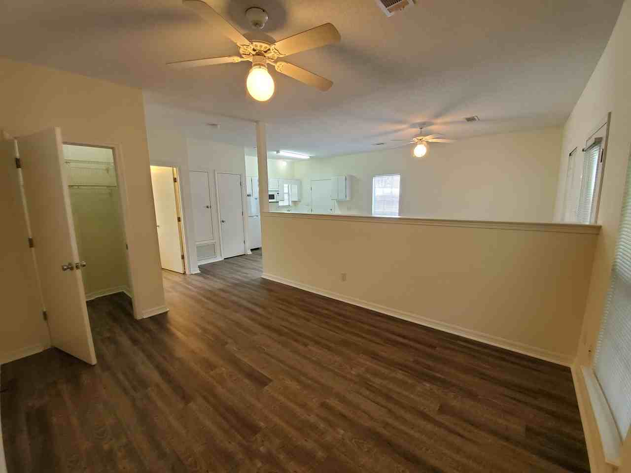 169 Kenai Cir #B - Photo 4 of 10