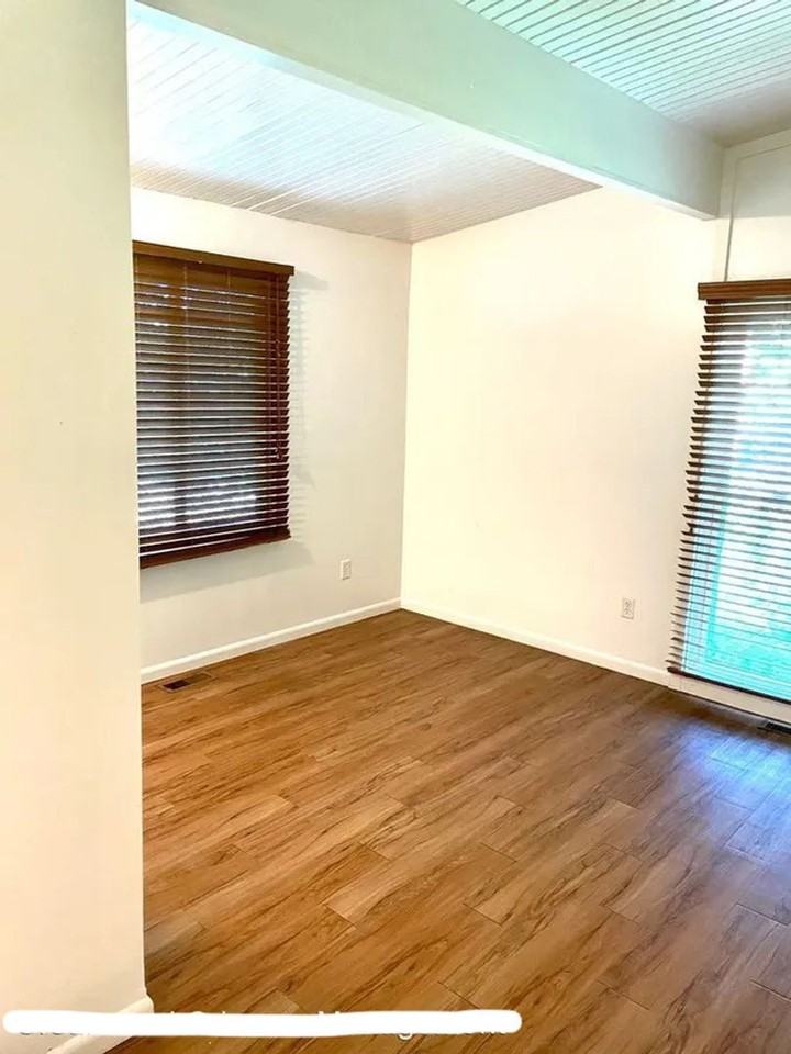 5258 N. State Road 37 - Photo 3 of 9