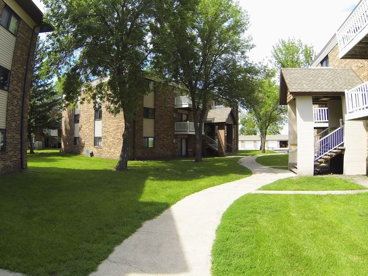 Green Acres Apartments - Photo 2 of 44