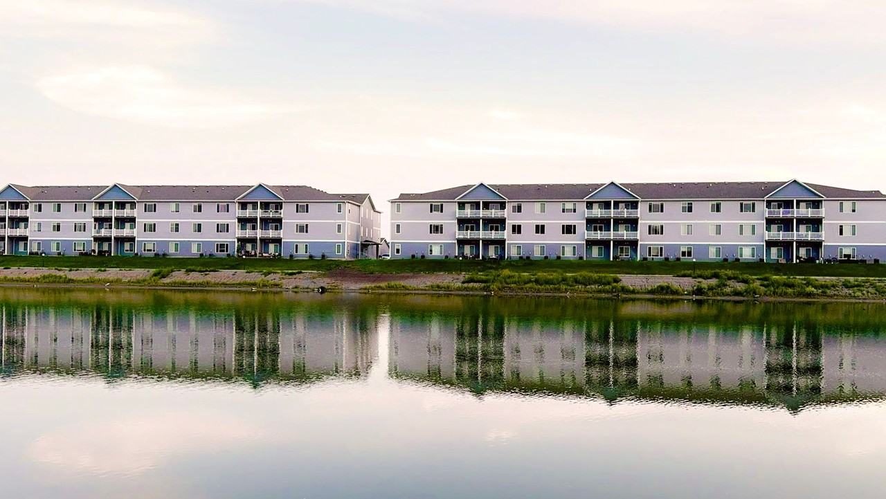Corner View Apartments - Photo 2 of 7