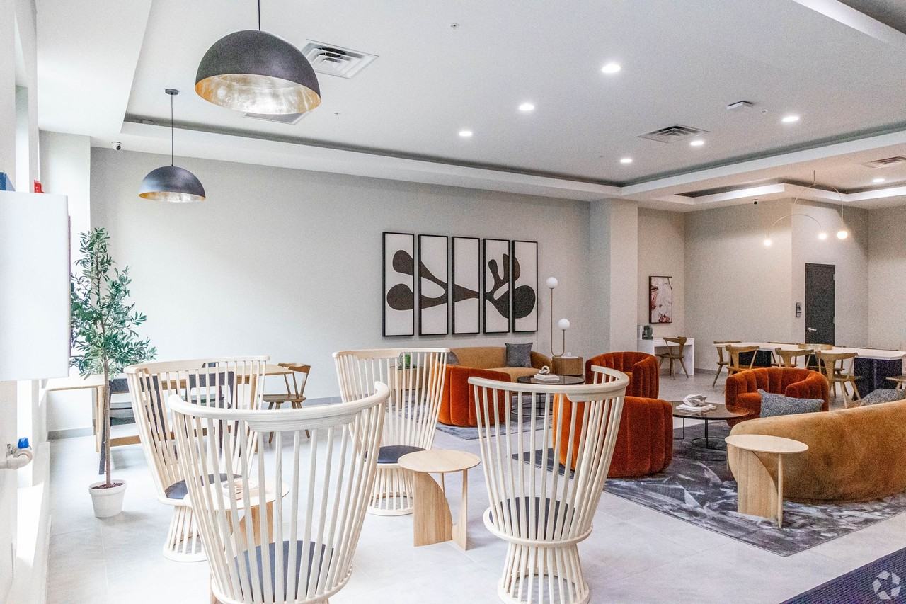 Meridia Roselle Park 10 - Photo 7 of 50