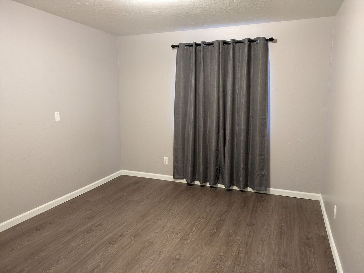 2302 E Rockledge Rd - Photo 6 of 50