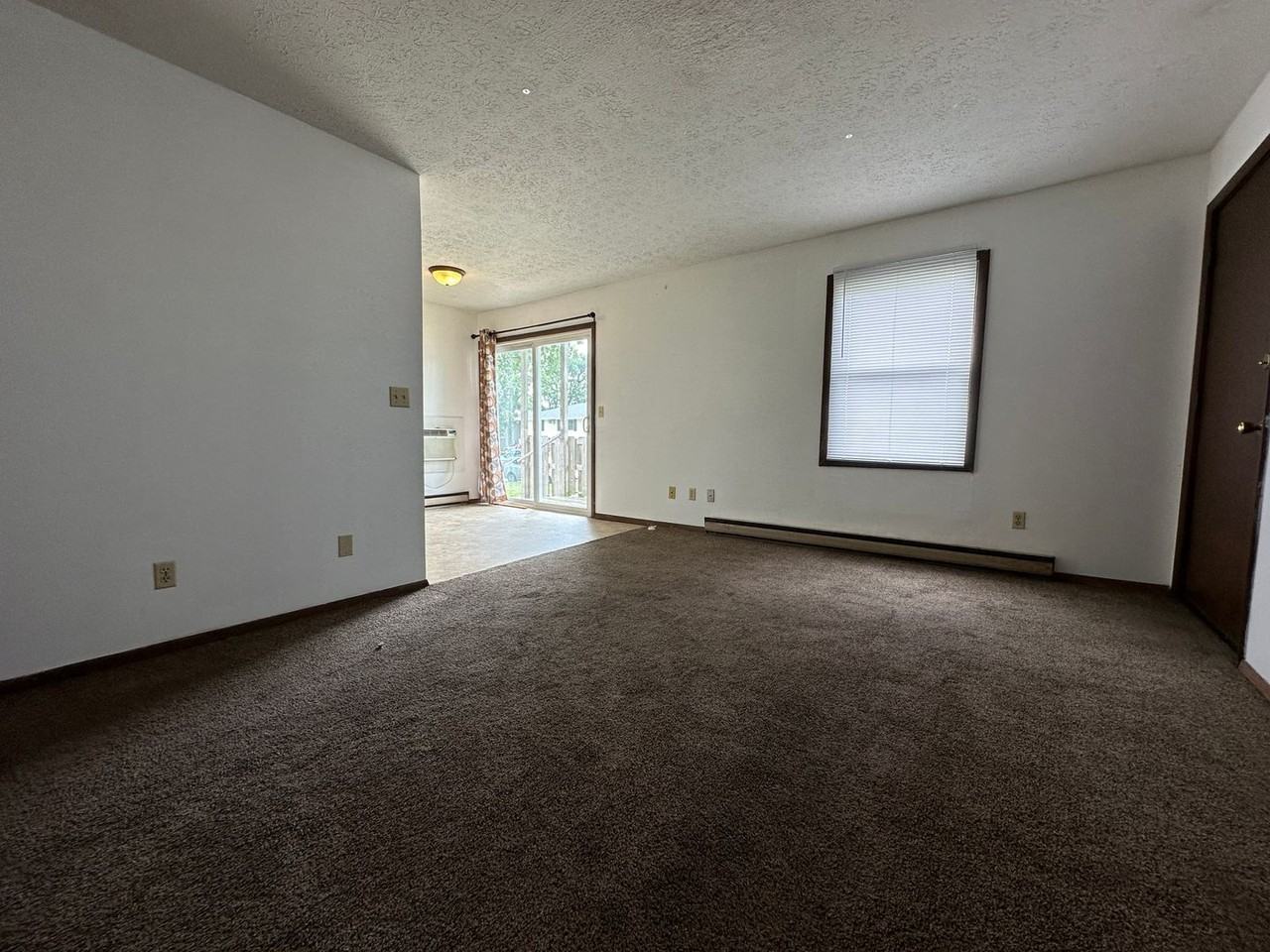 300 College Park Drive - Photo 2 of 11