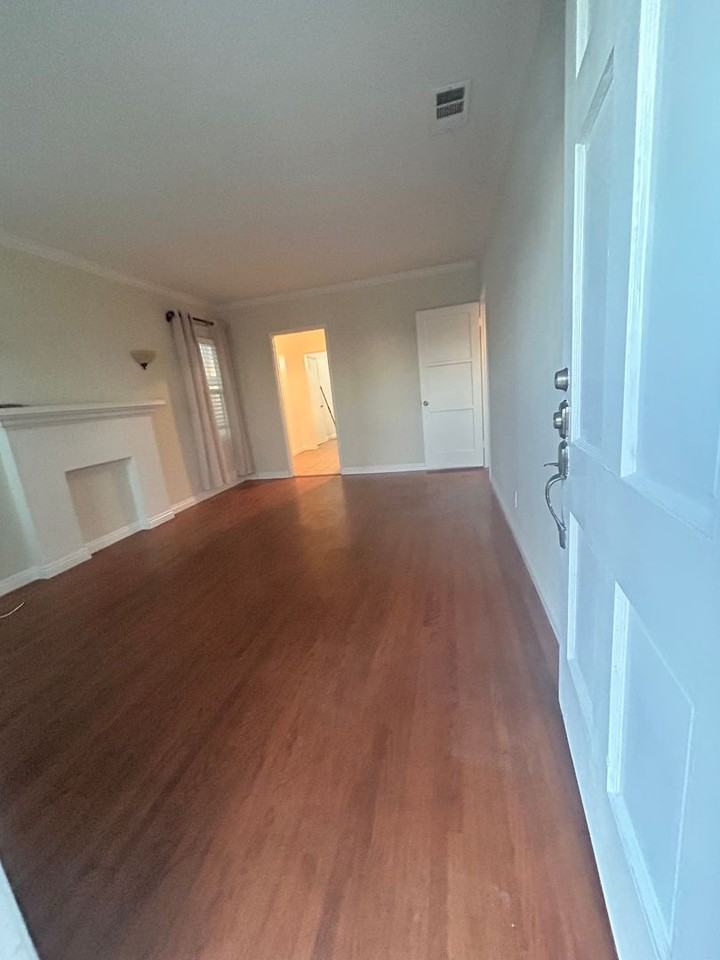717 N Bandini St - Photo 3 of 21