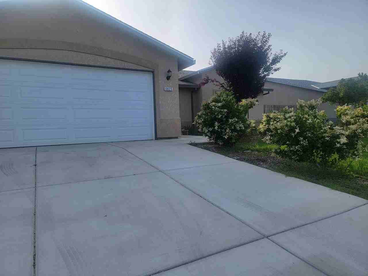 6825 Meadowlark Ave - Photo 2 of 18