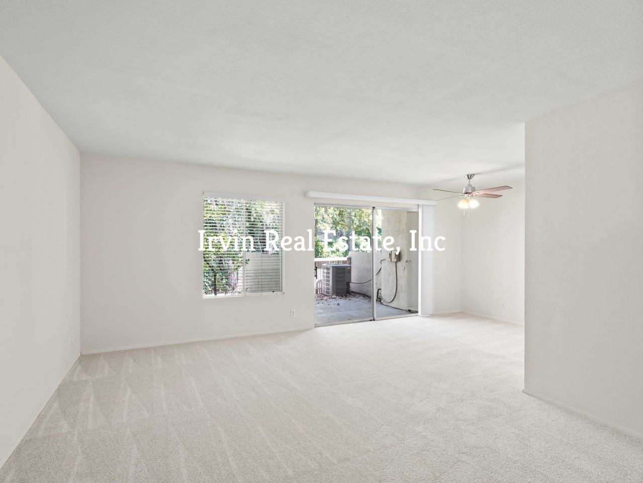 2728 Oak Rd - Photo 2 of 19