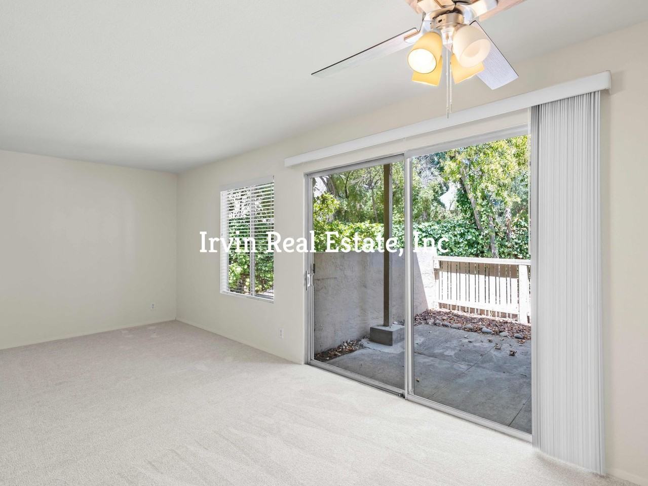 2728 Oak Rd - Photo 4 of 19