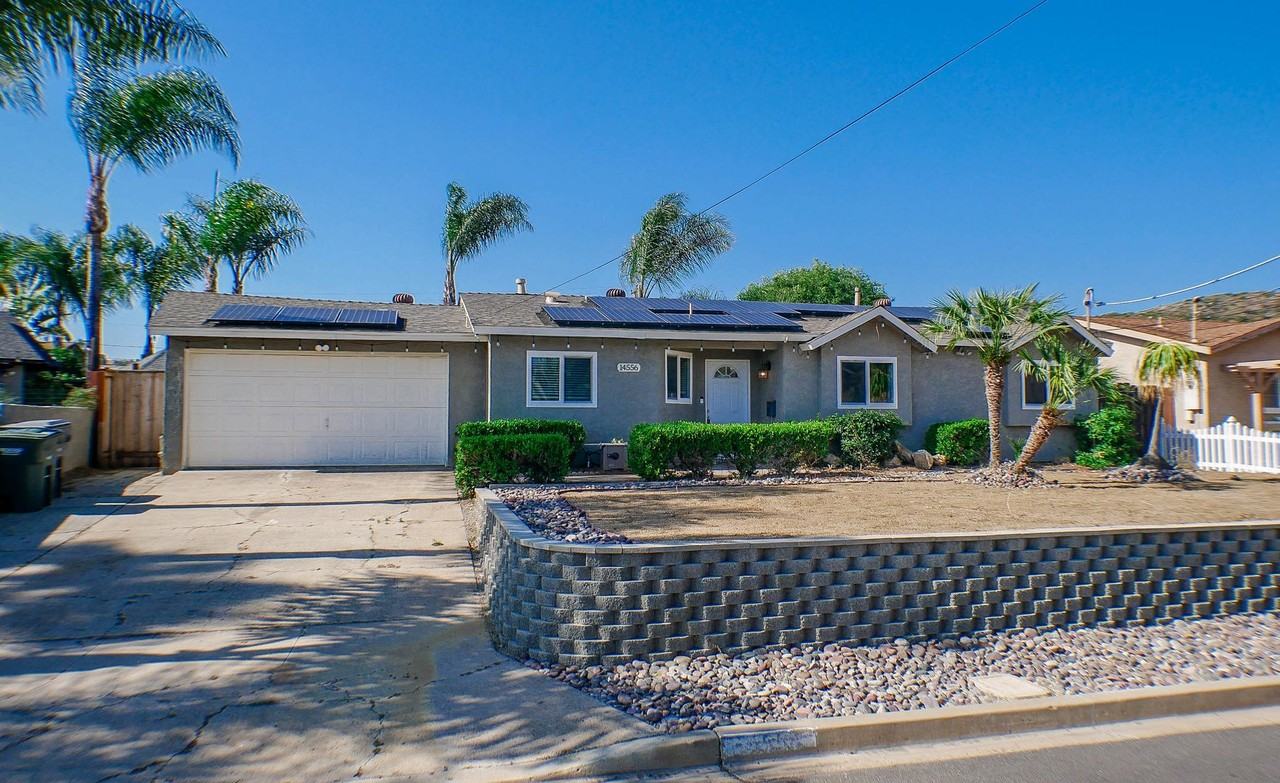 14556 Springvale St - Photo 2 of 34