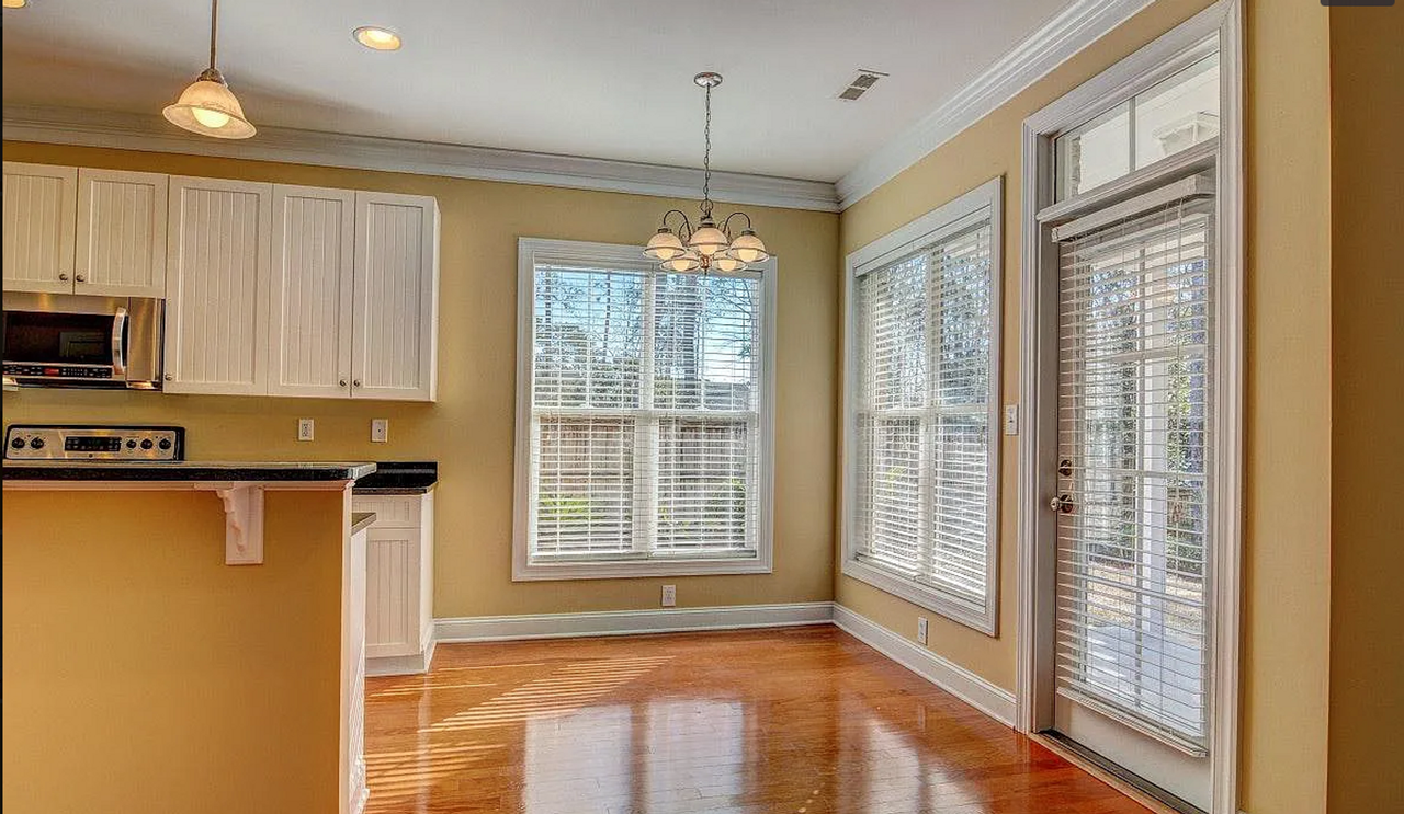 4908 Gorham Ave - Photo 3 of 30