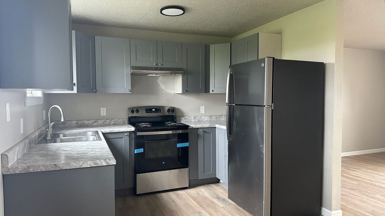 46 Country Road - Photo 2 of 7