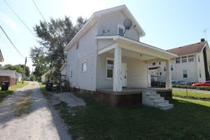 featured image of 7 N Oneil St