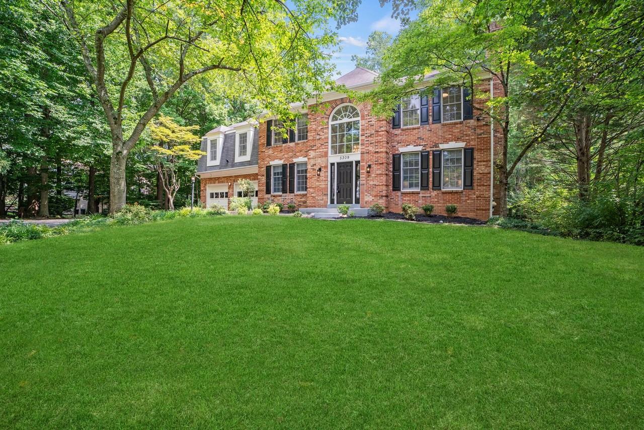 5309 Tractor Ln - Photo 2 of 41