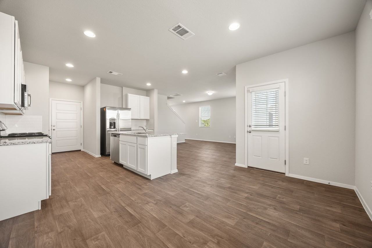 158 Linnet Ln - Photo 5 of 18