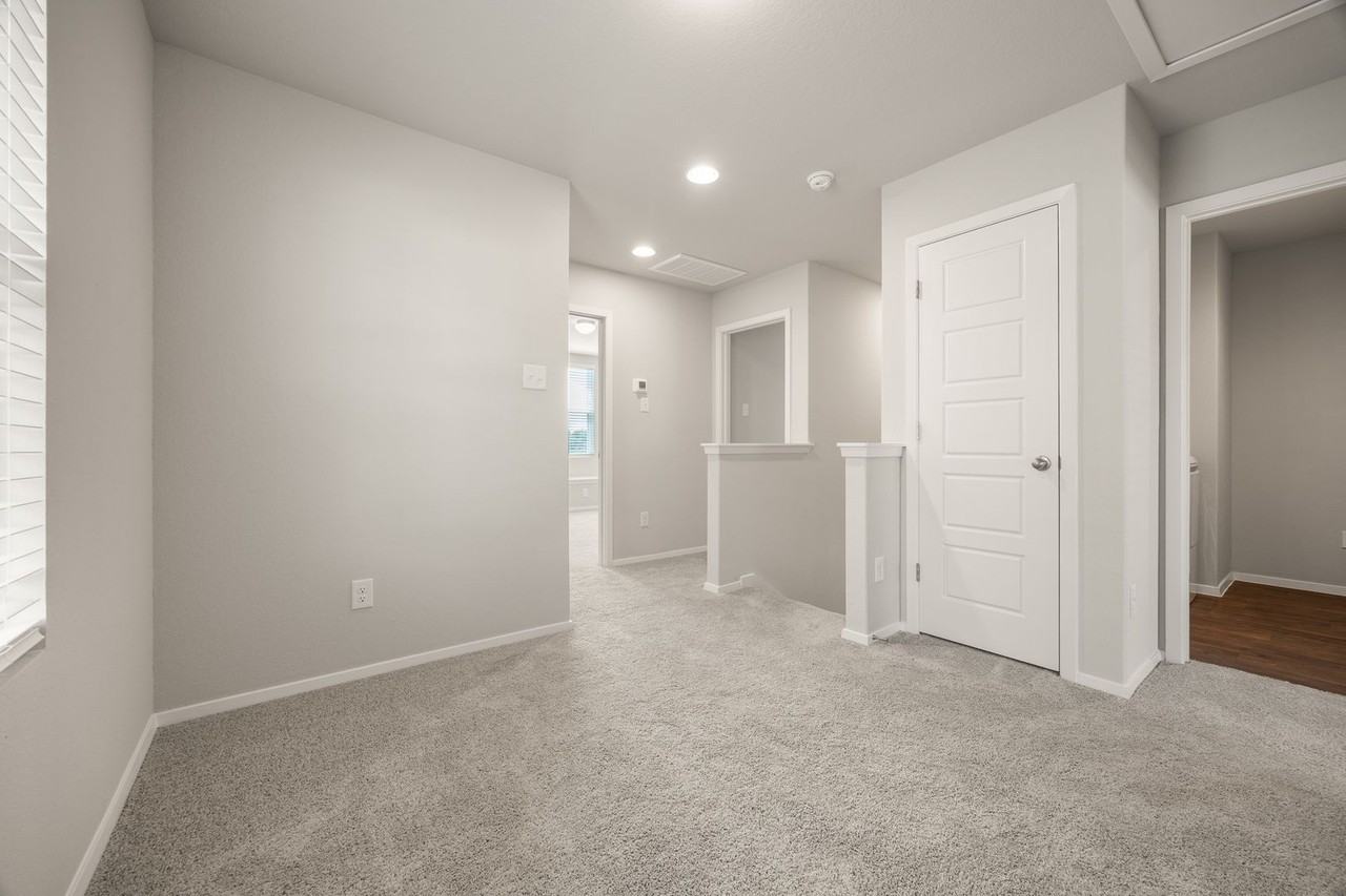 158 Linnet Ln - Photo 6 of 18