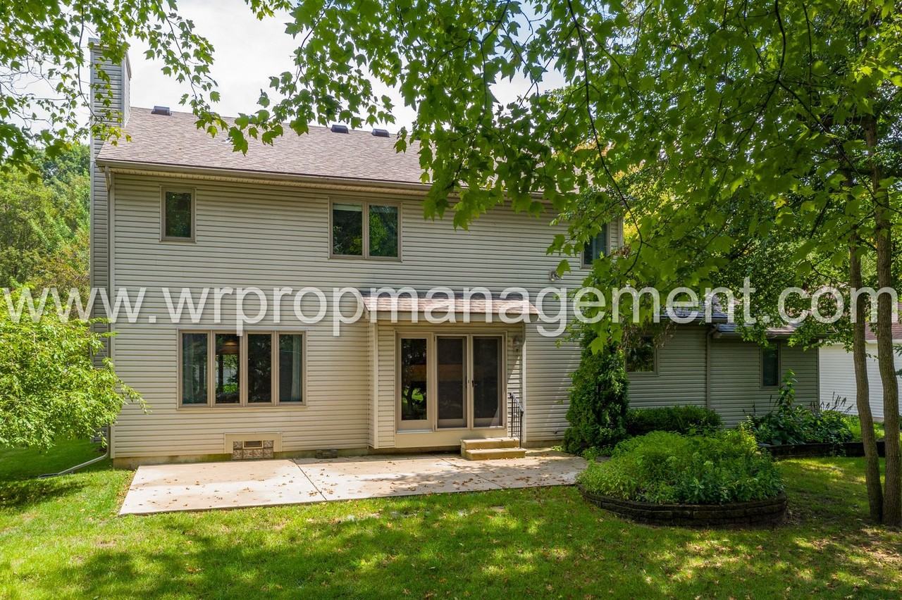 6773 Lockmill Rd - Photo 2 of 47