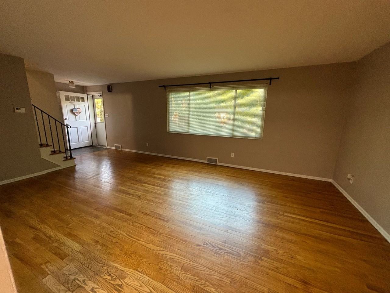 237 Sleepy Hollow Rd - Photo 6 of 19