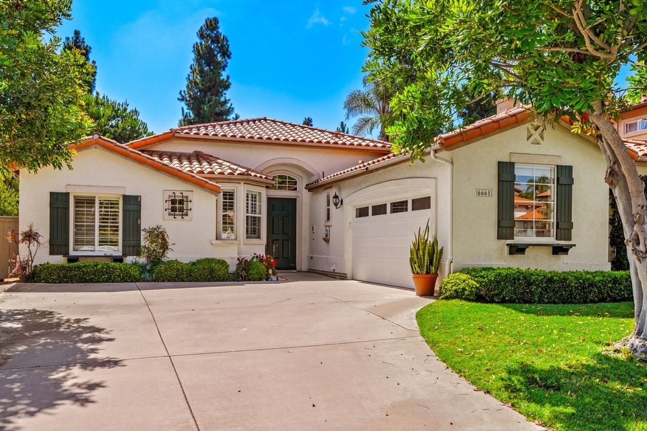 6661 Curlew Ter - Photo 2 of 30
