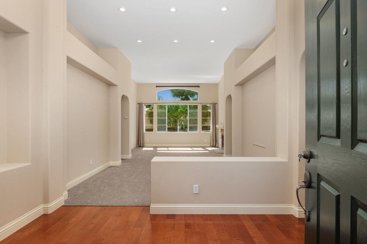 6661 Curlew Ter - Photo 5 of 30