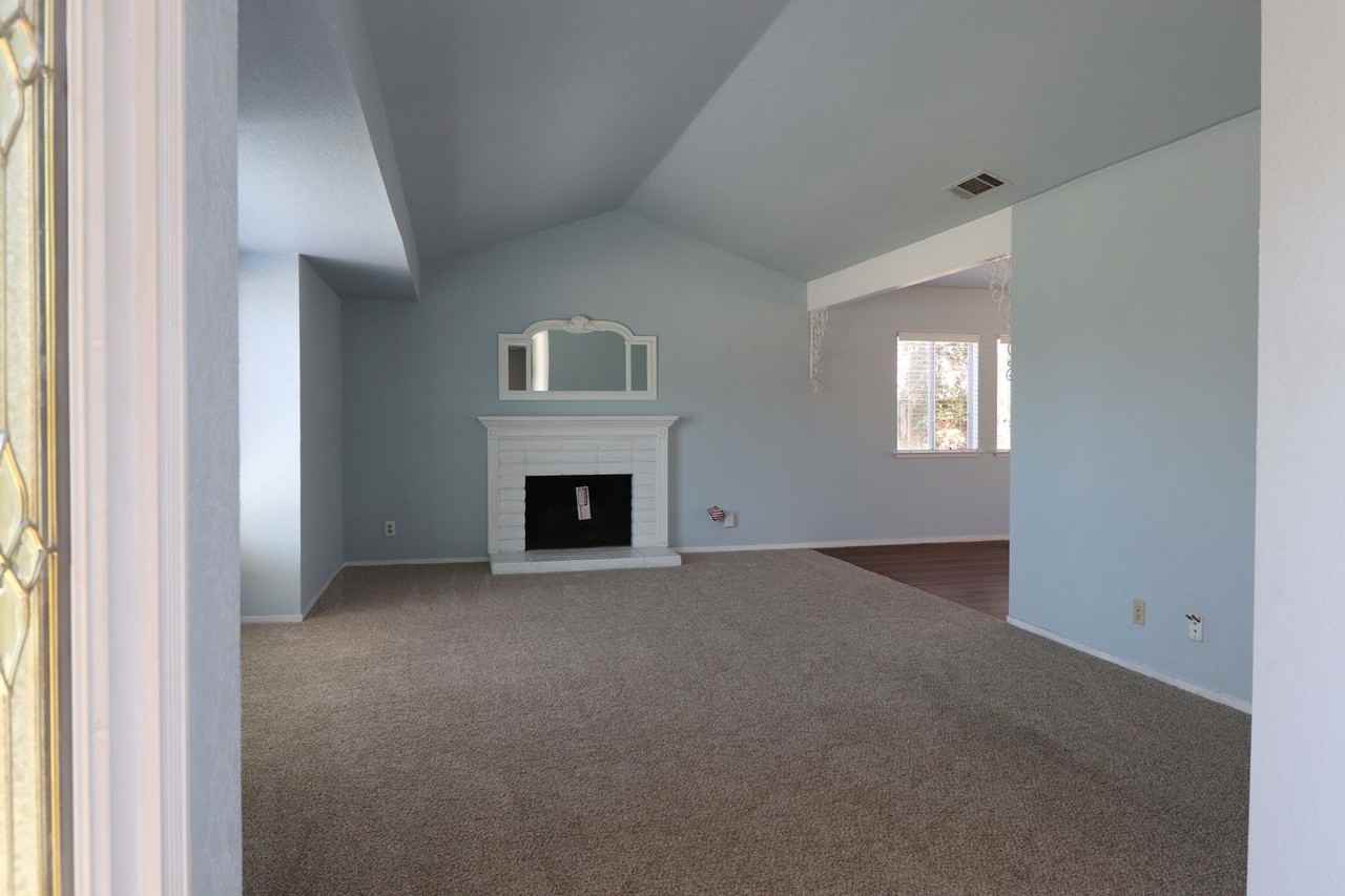 355 Cain Dr - Photo 2 of 20