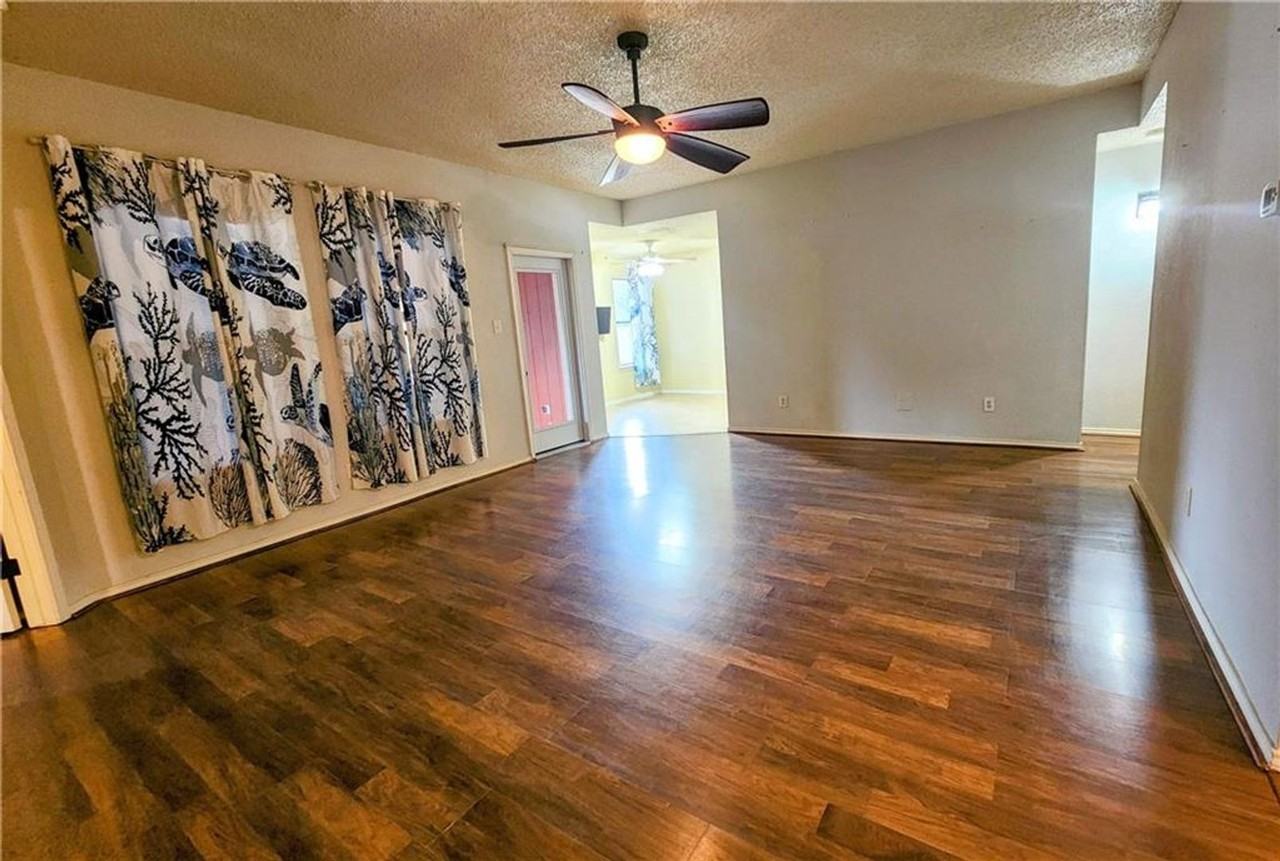 2120 Glenwood Dr - Photo 3 of 28