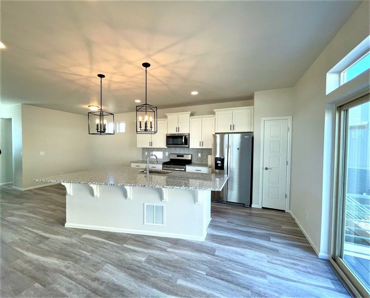 6036 Callan Dr - Photo 3 of 16