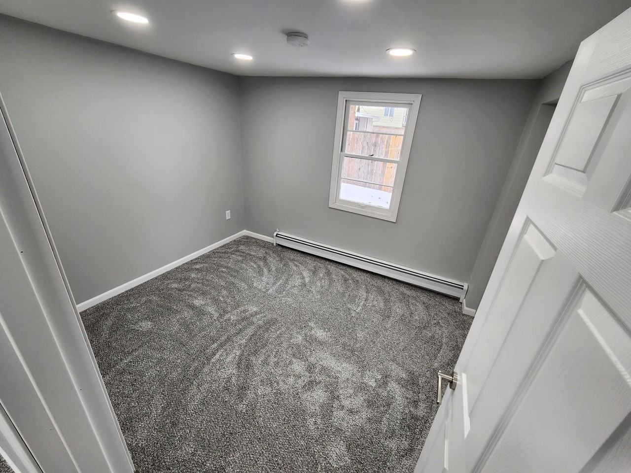 179 8th St Ne - Photo 4 of 7