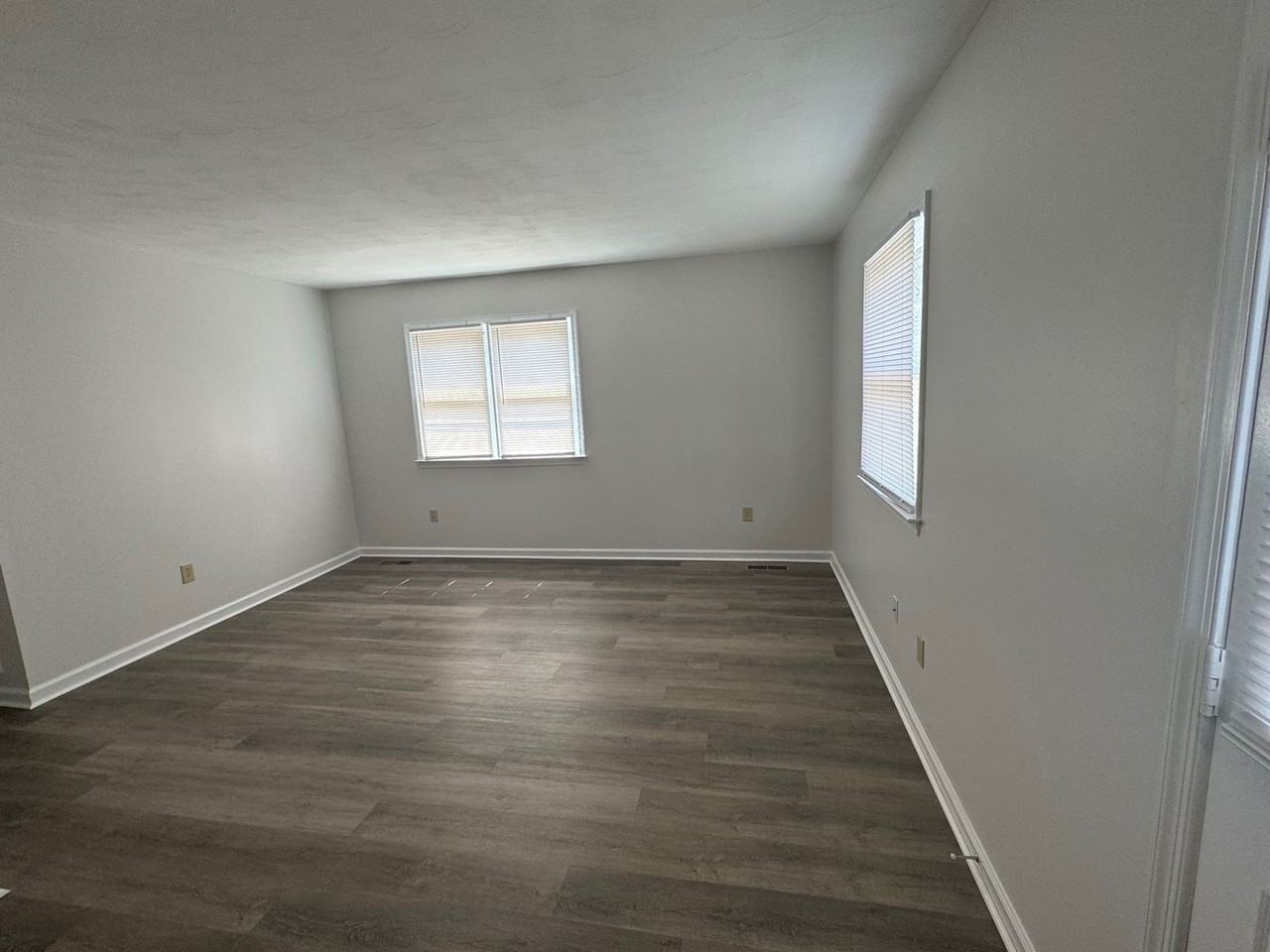 6322 W Donnagail Dr - Photo 3 of 14