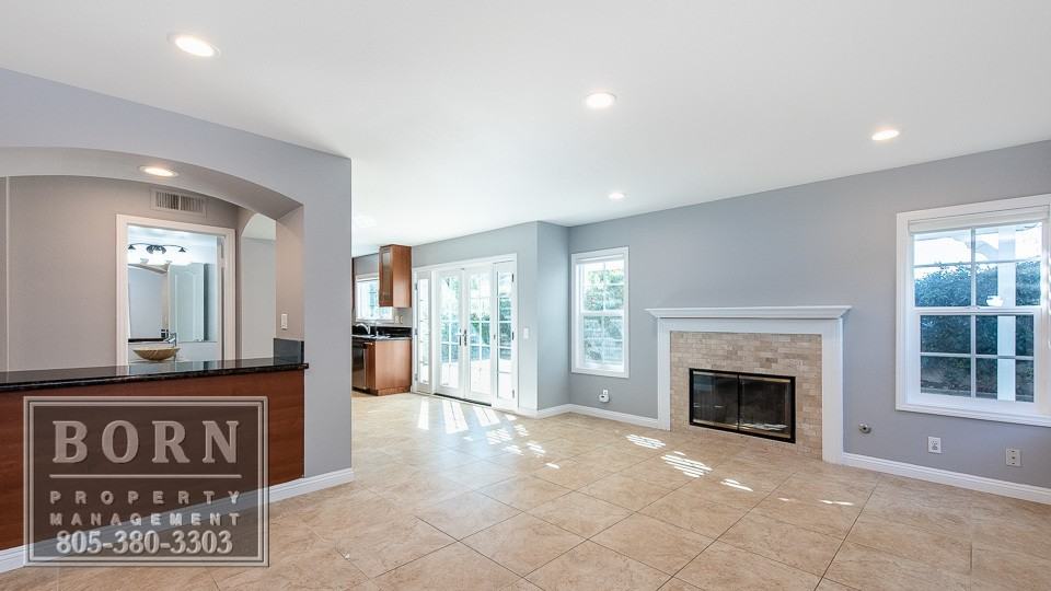 5112 Evanwood Ave - Photo 3 of 9