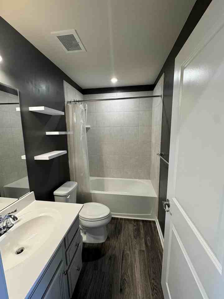 402 Dalton Dr - Photo 2 of 23