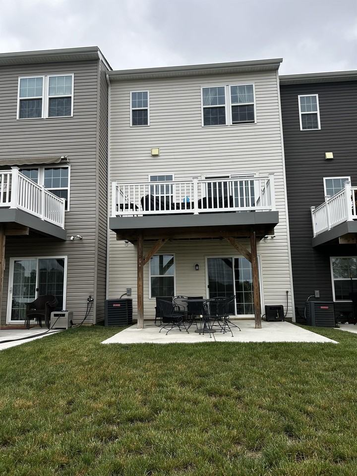 402 Dalton Dr - Photo 3 of 23