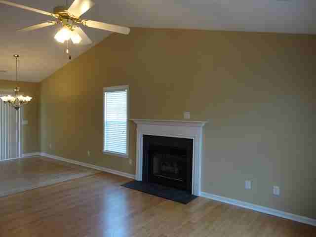 828 Hitchcock Way - Photo 2 of 7