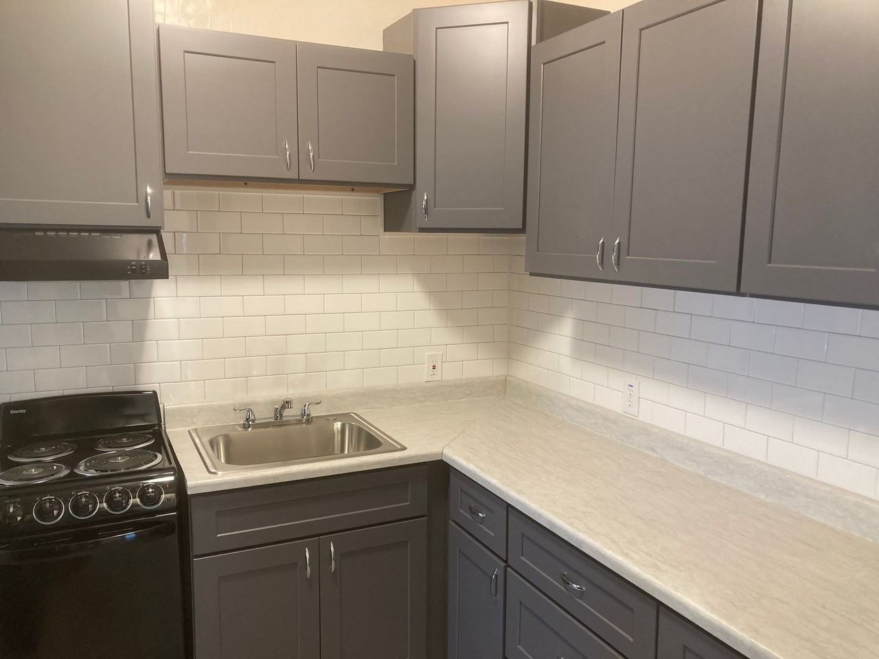 Terrace Arms Apartments - Photo 3 of 13