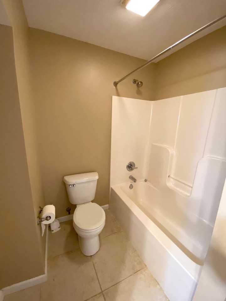 11103 N Crestpoint - Photo 3 of 16